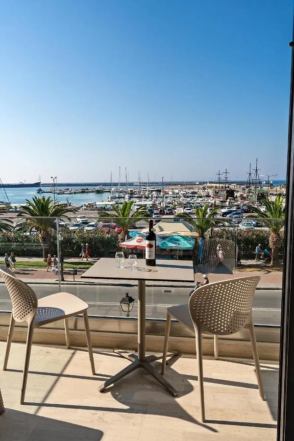 La Stella Marina Apartments ريثيمنو 0*,  اليونان