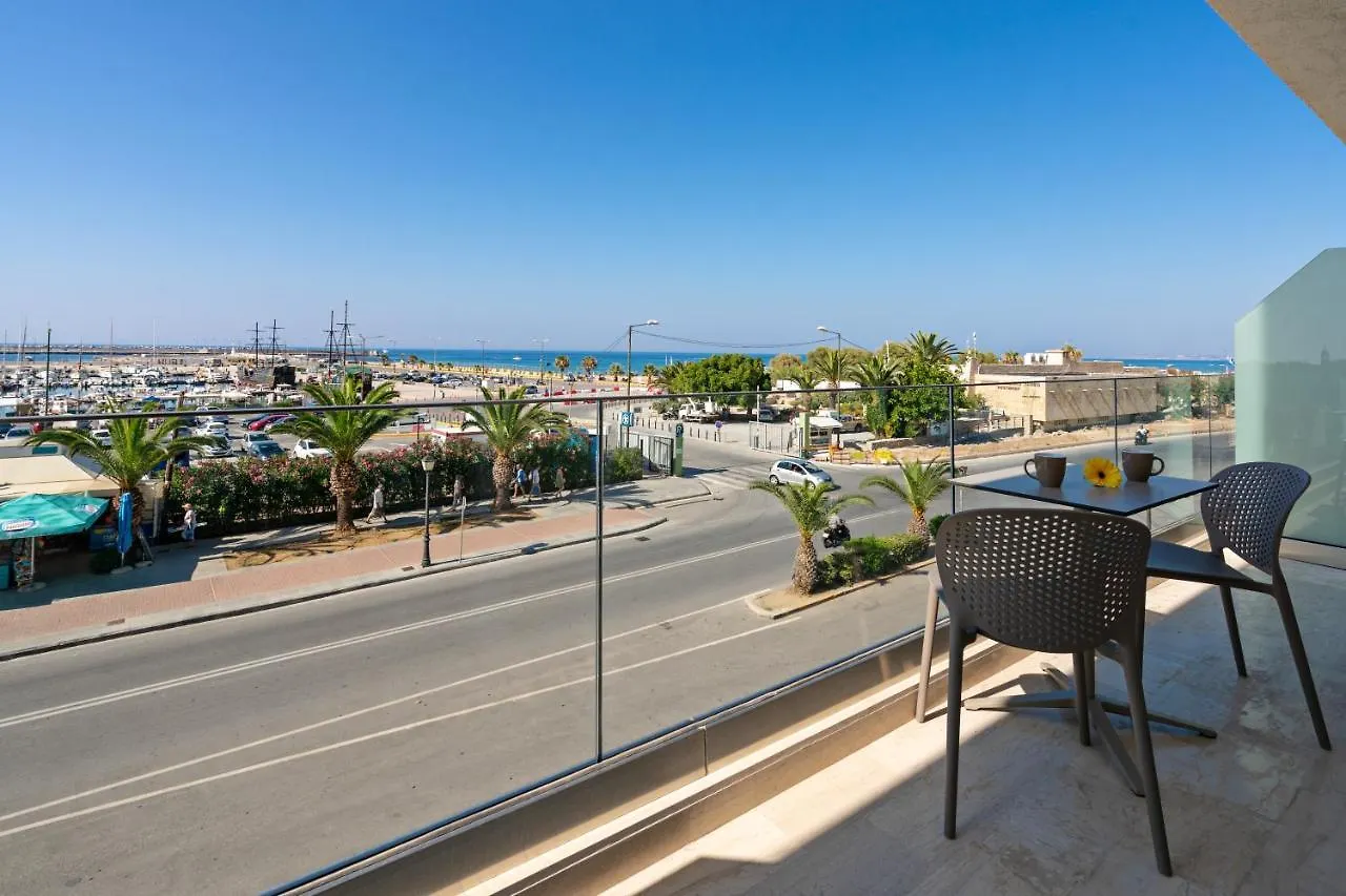 La Stella Marina Apartments ريثيمنو